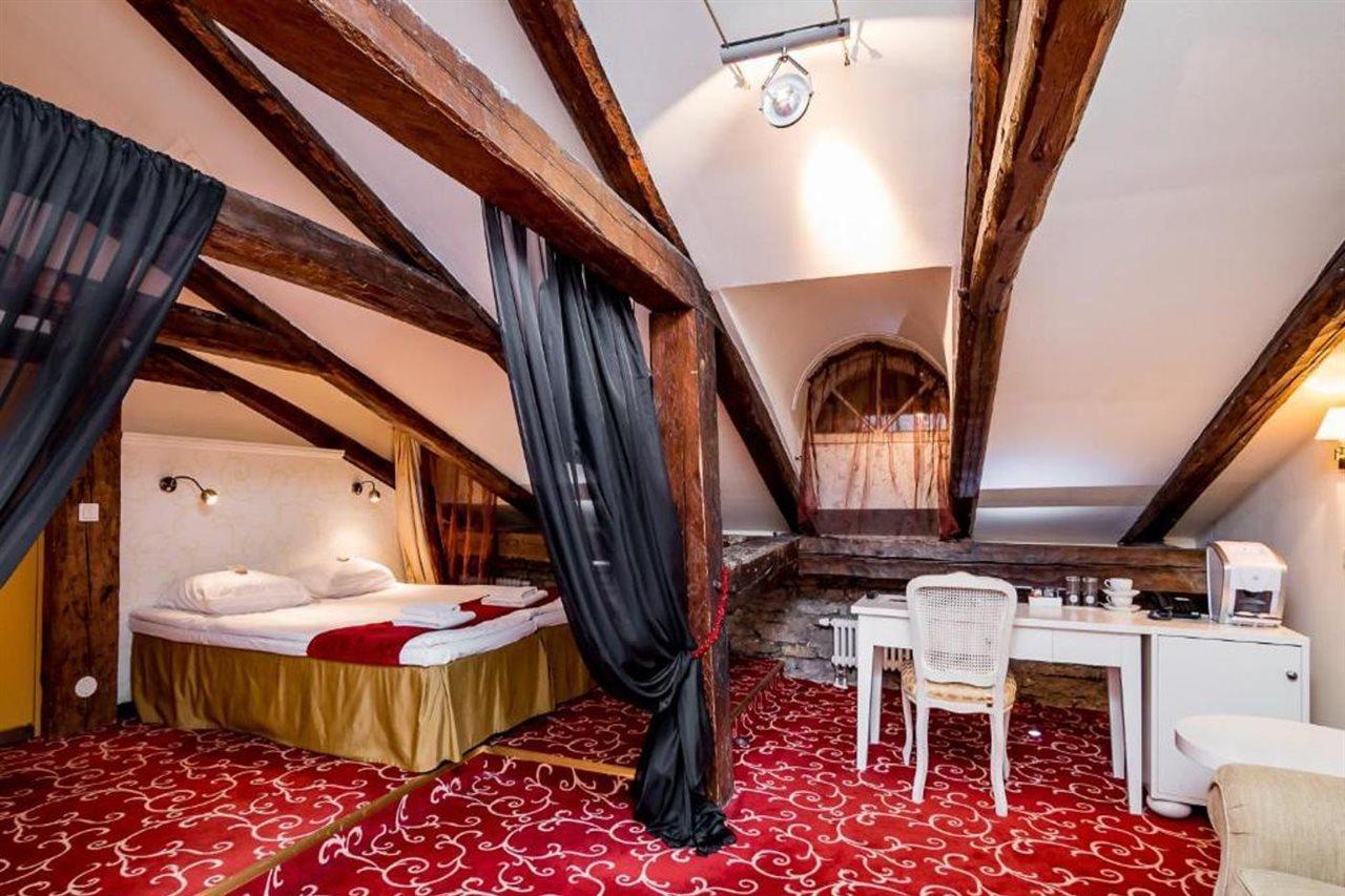 Hotell Meriton Old Town Garden